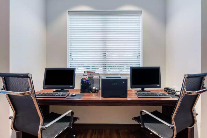 فندق Mainstay Suites St. Louis Airport