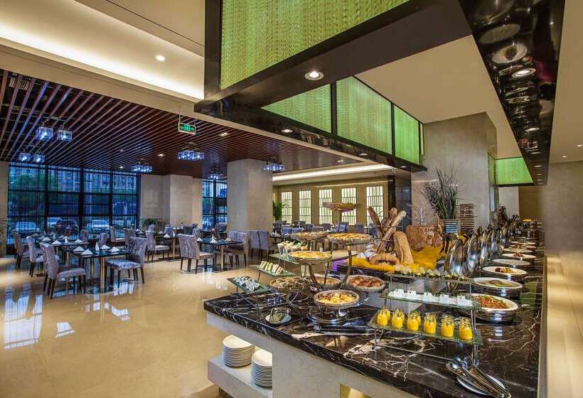 هتل Ramada By Wyndham Taixing