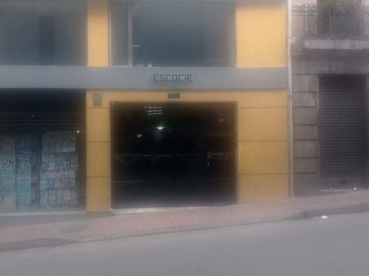 هاستل Escocie   Centro Historico