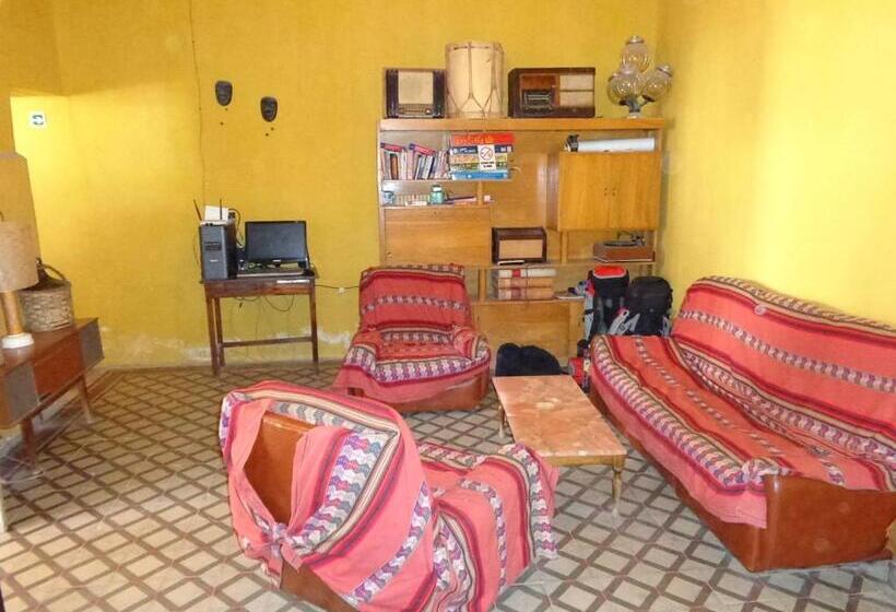 فندق صغير Hostal La Antigua