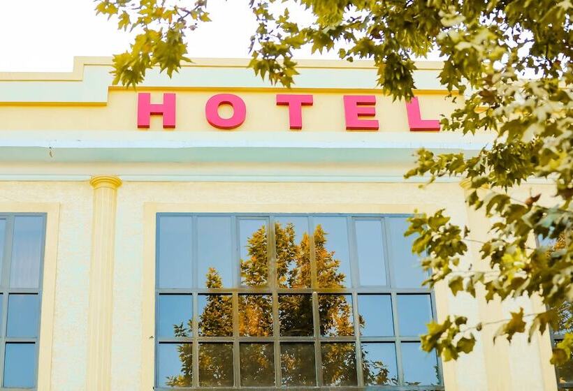 مبيت وإفطار Reikartz Kokand