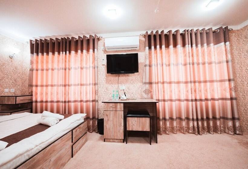 مبيت وإفطار Reikartz Kokand