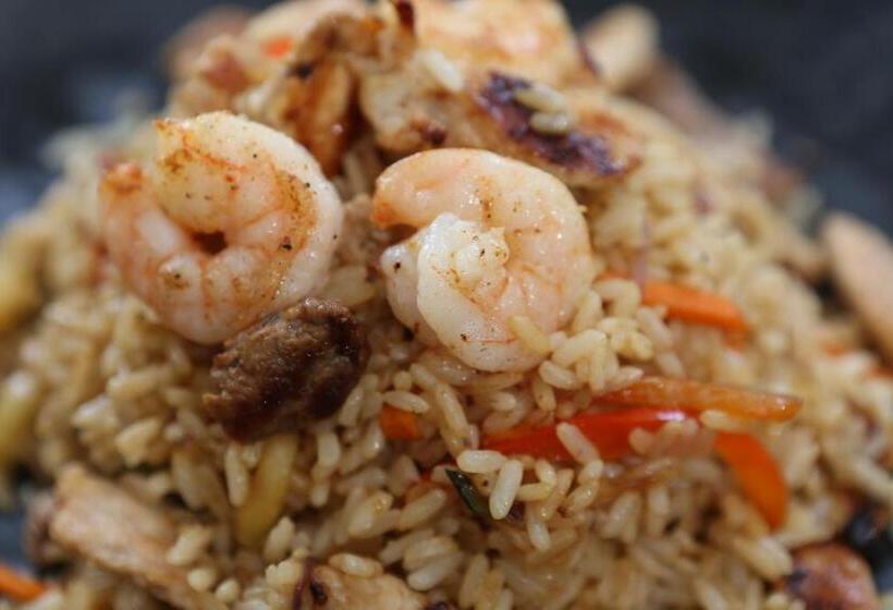 هتل Anamichu Suites