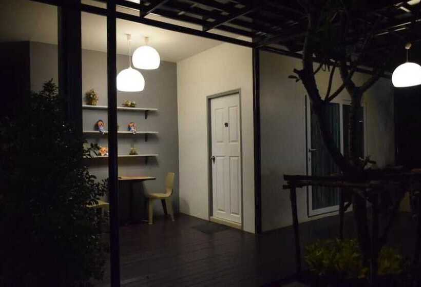 فندق Baan Sabuy Jung