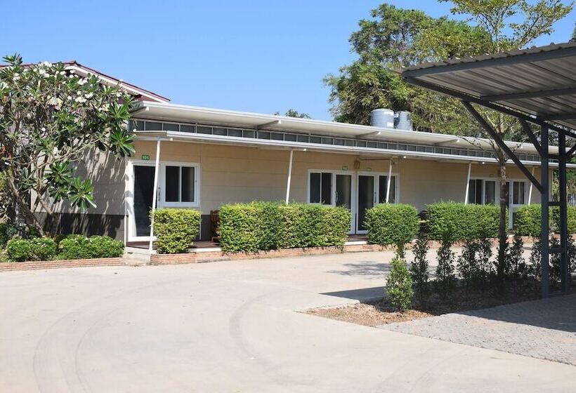 فندق Baan Sabuy Jung