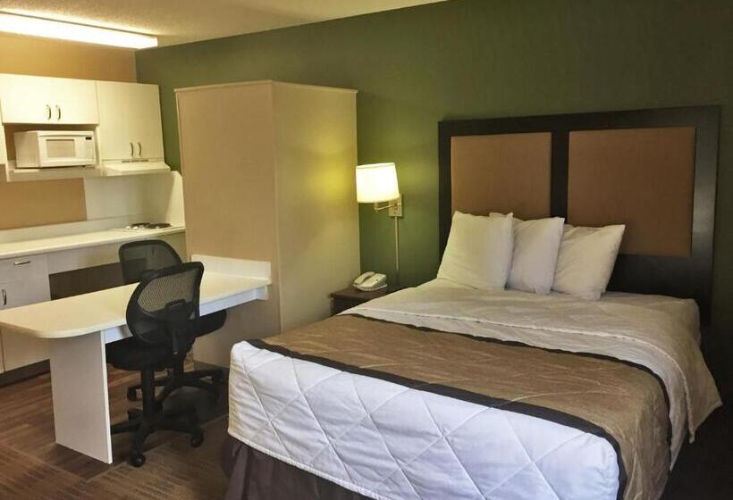 호텔 Extended Stay America Select Suites   Detroit   Novi   Haggerty Road