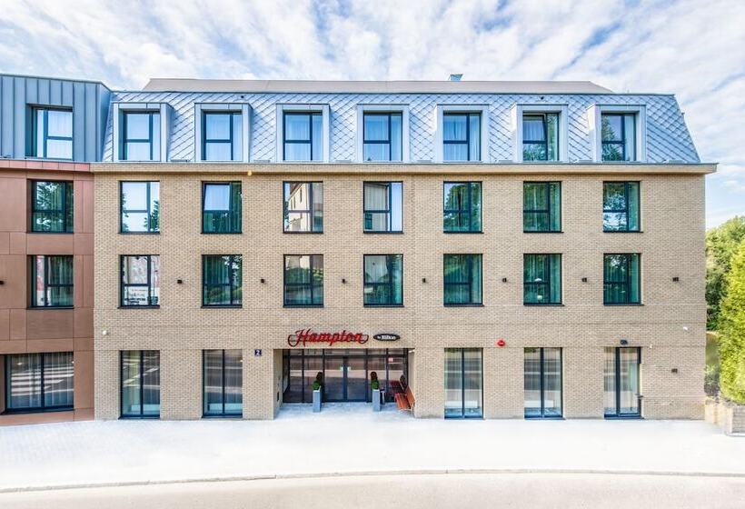 ホテル Hampton By Hilton Oswiecim