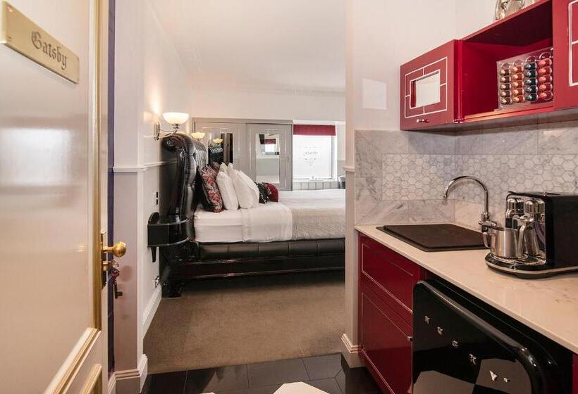 هتل Josephines Luxury Accommodation