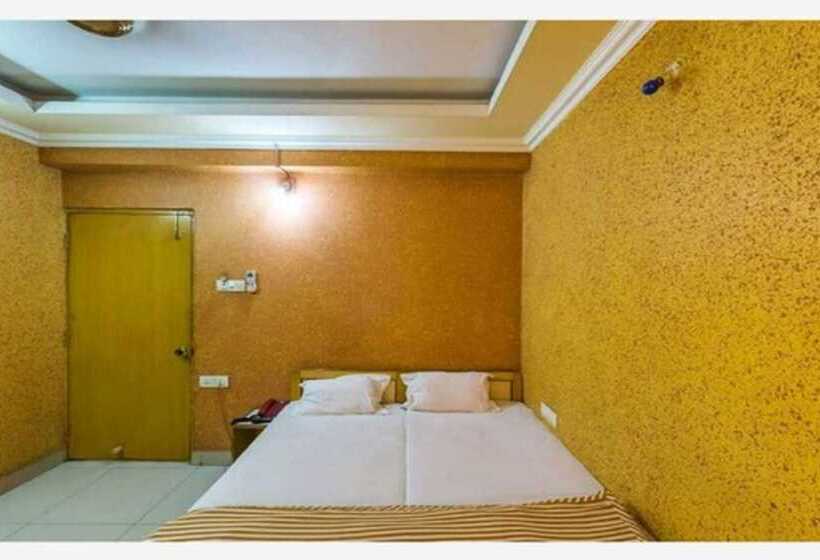 فندق Rajdhani Plaza