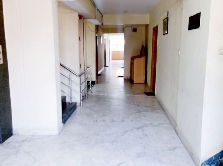فندق Rajdhani Plaza