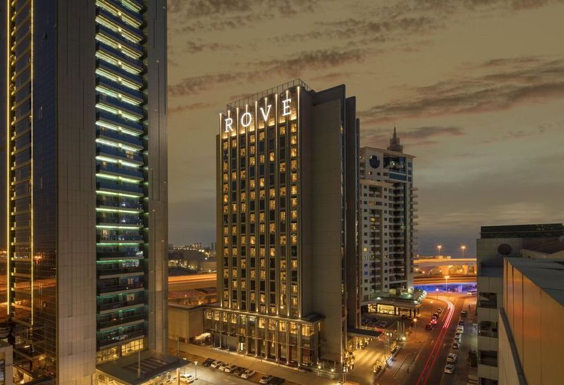 Отель Rove Dubai Marina