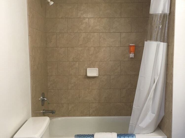 فندق على الطريق Sakura Inn
