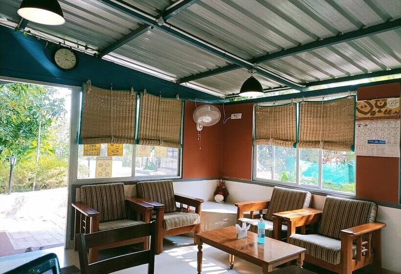 אתר נופש Tgi Kairos