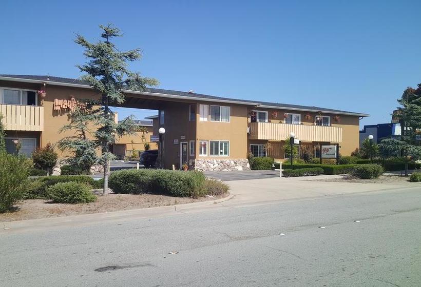 Thunderbird Motel
