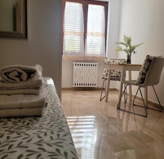 تختخواب و صبحانه Pompei Suite