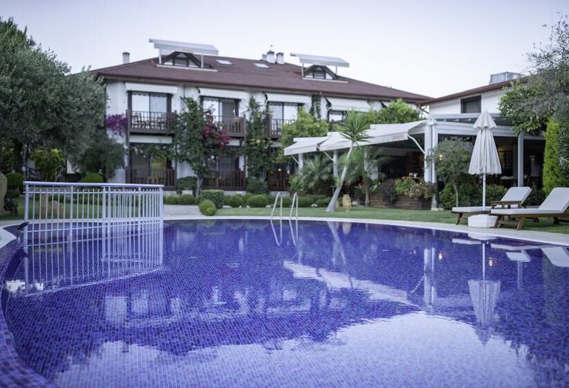 住宿加早餐  Savana Butik Otel