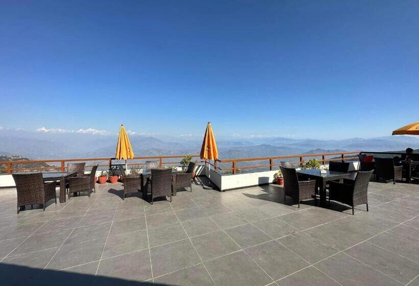 Everest Manla Resort