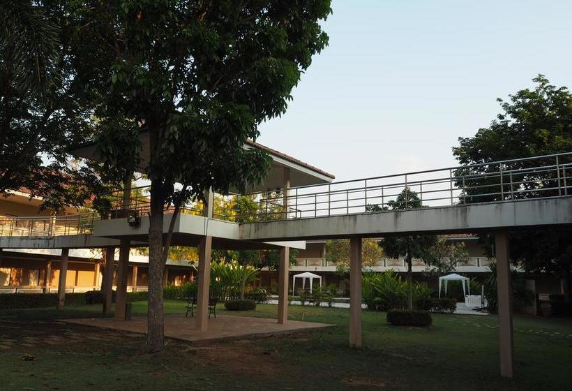 فندق Chaiyaphum Park