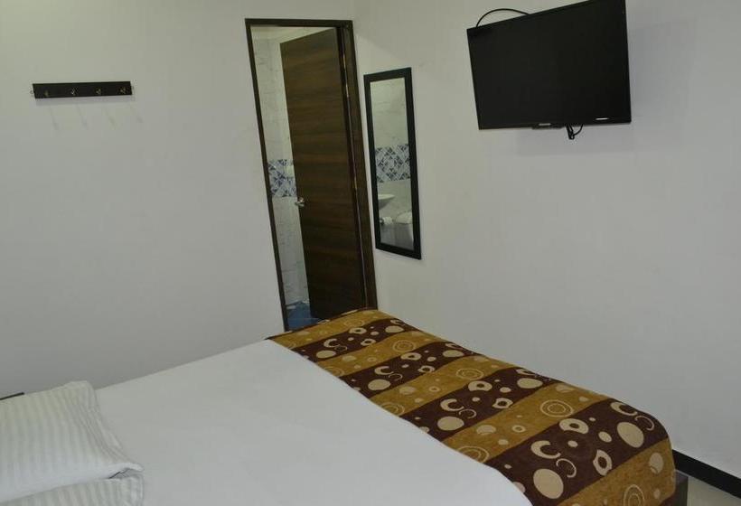 هتل Punto Dos Suites