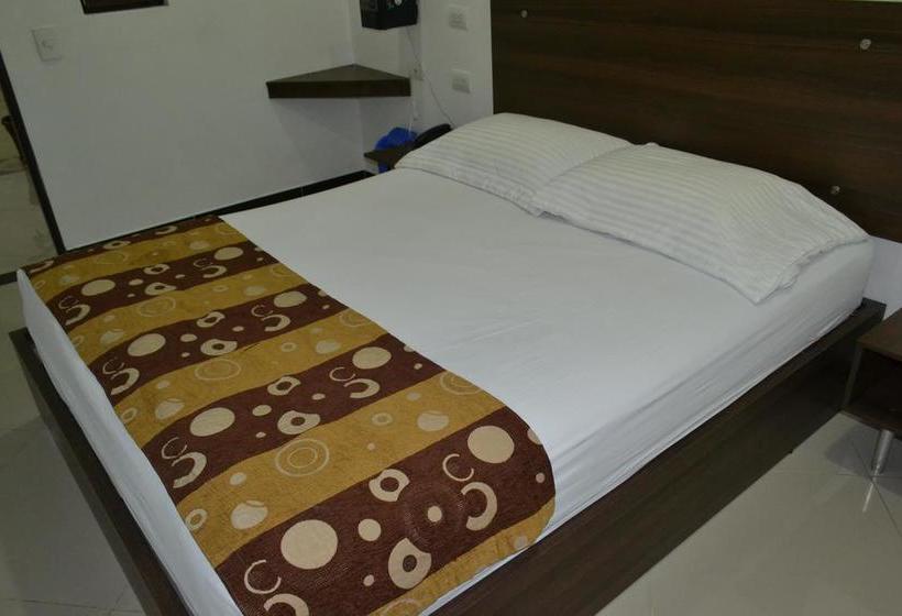 هتل Punto Dos Suites