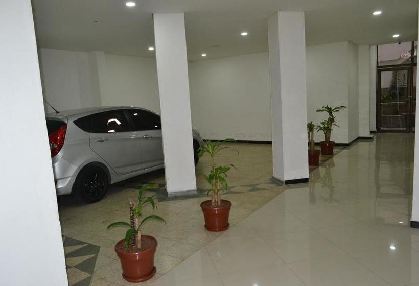 هتل Punto Dos Suites