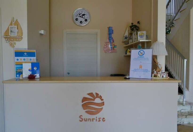 هتل Sunrise Accessible Resort