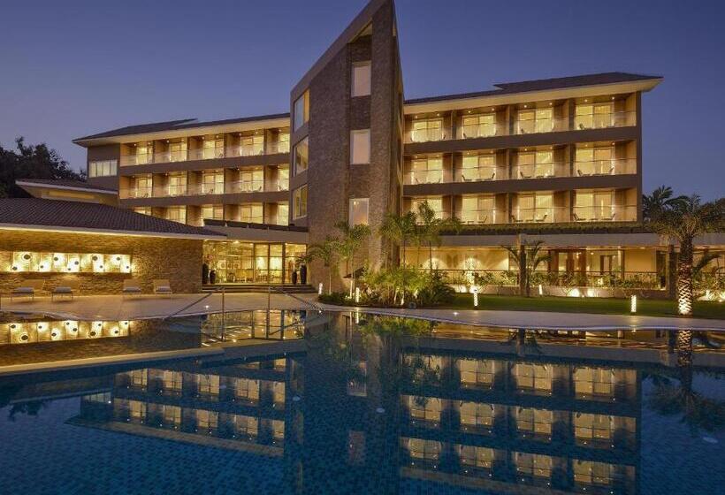 리조트 Kabir Hotel & Spa