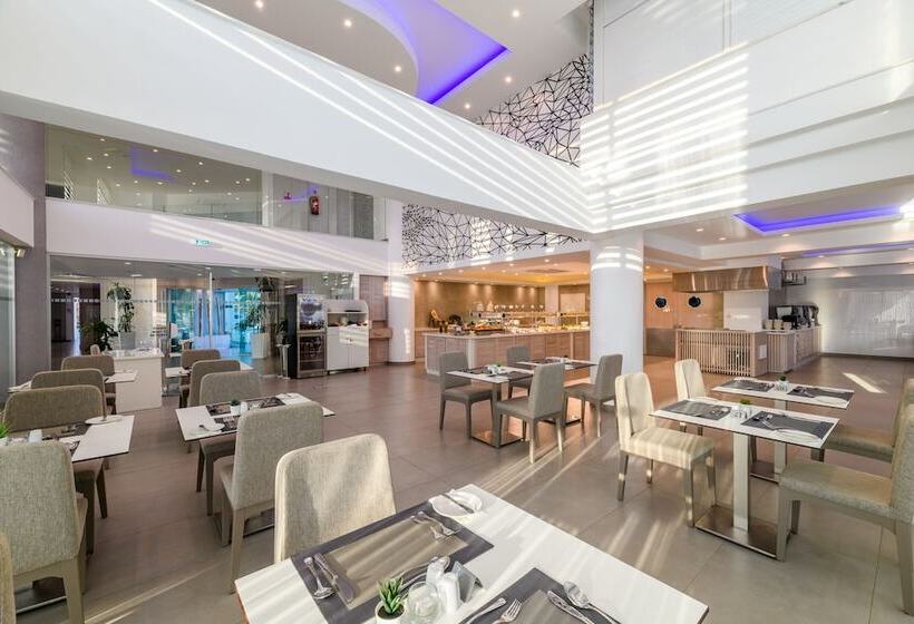 هتل Tasia Maris Sands - Adults Only