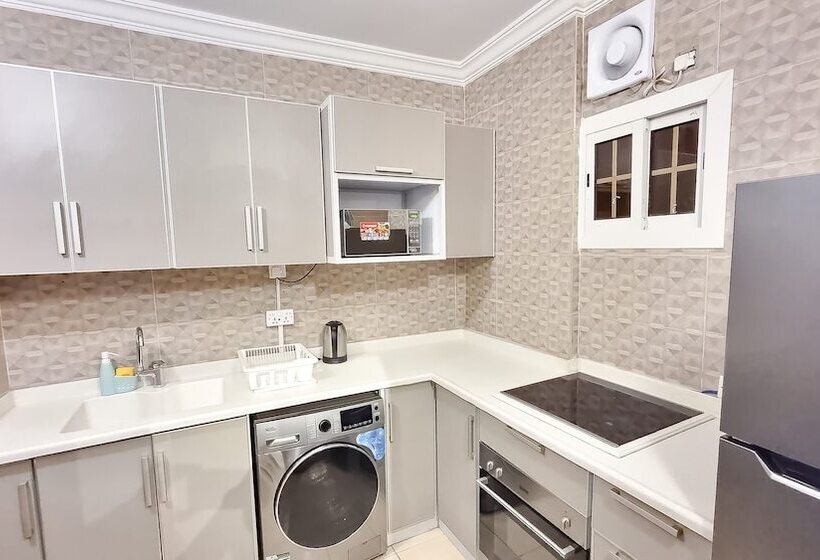 اقامتگاه Hometel Al Ghamdi