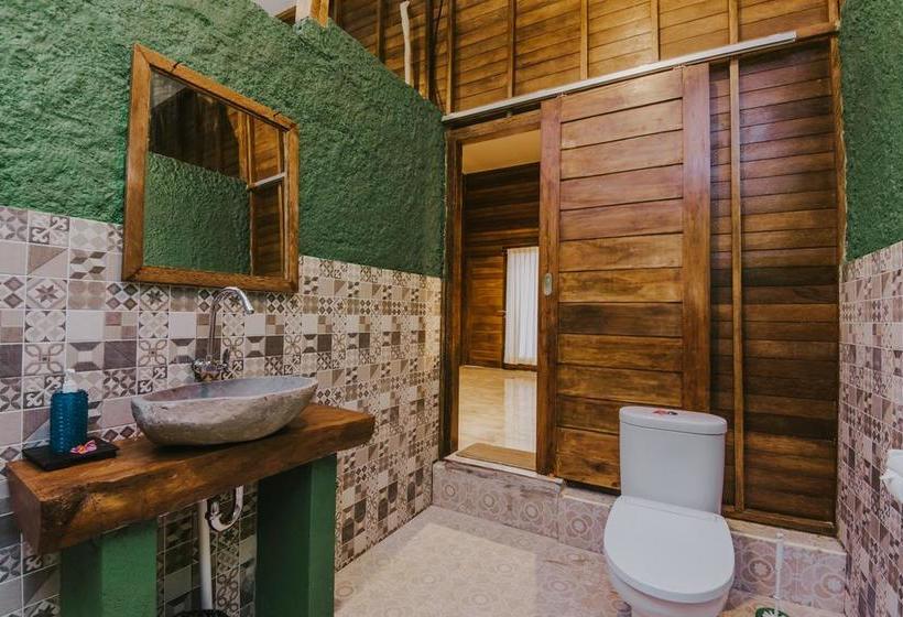Devadav Hostel  Nusa Lembongan