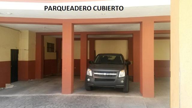 هتل Hostal Puertas Del Sol