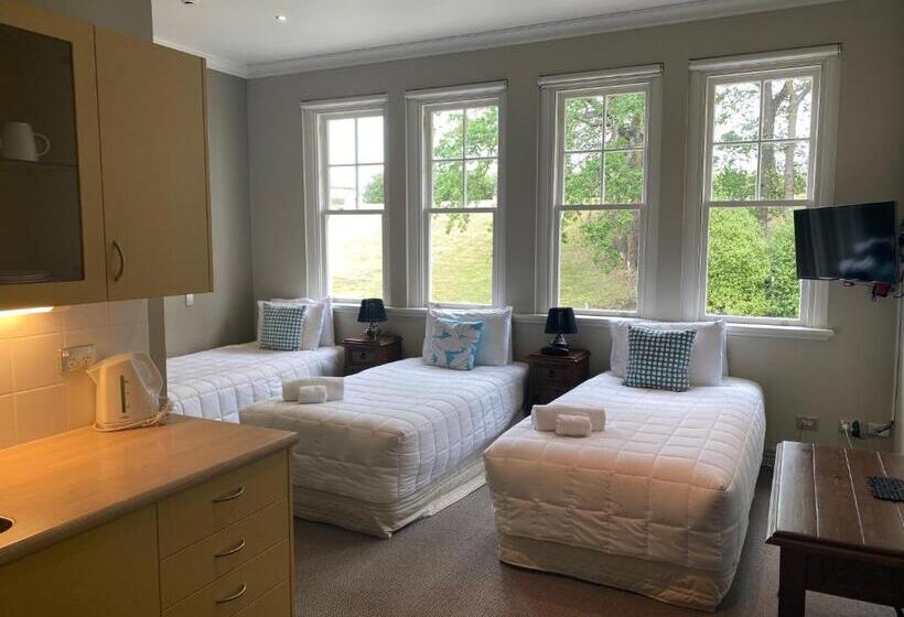 בית מלון כפרי Teschemakers Resort