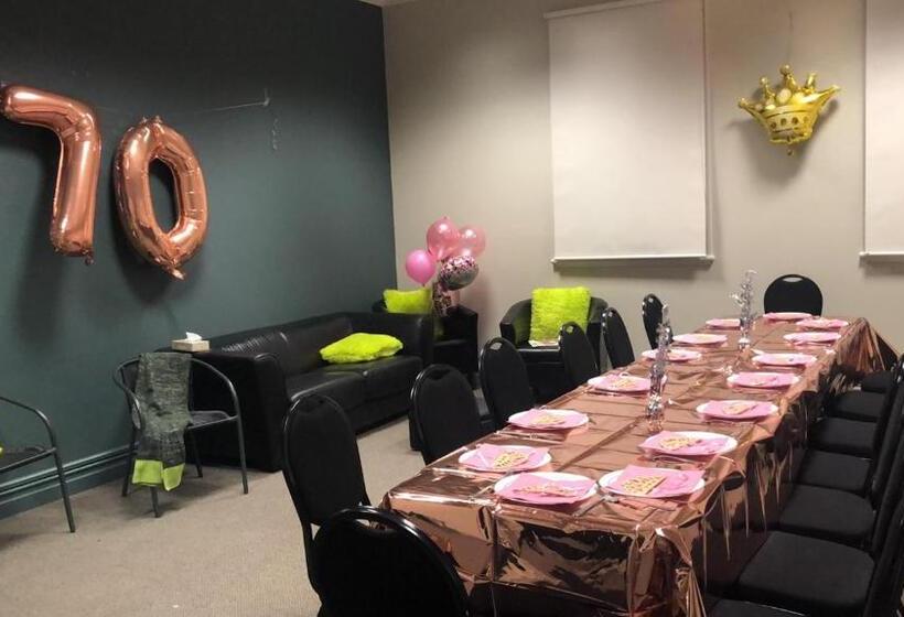 בית מלון כפרי Teschemakers Resort