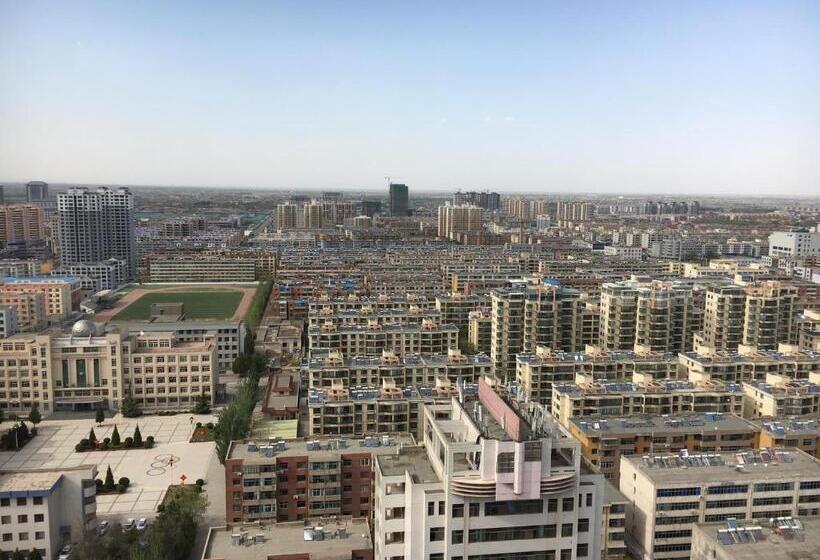 Wuwei Qiyou Space Capsule Hostel