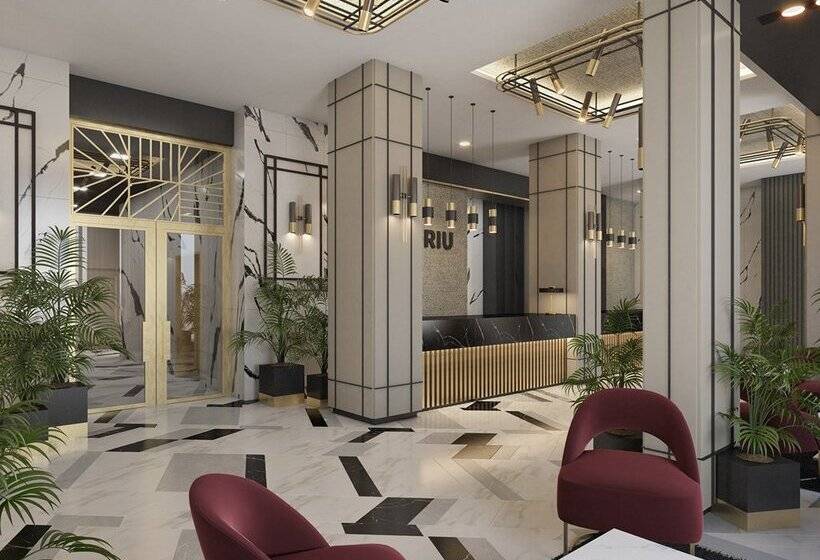 Hotel Riu Plaza Toronto