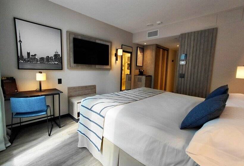 Hotel Riu Plaza Toronto