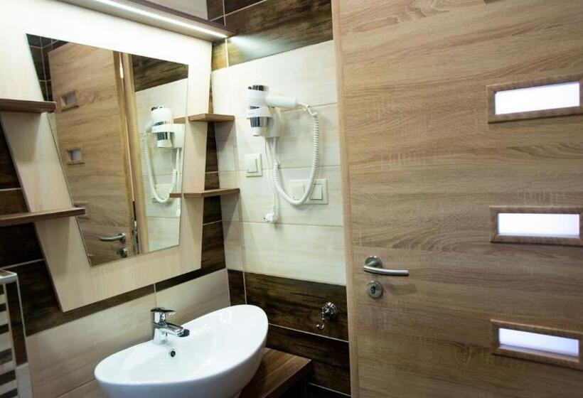 مبيت وإفطار Irány Colorado Apartman