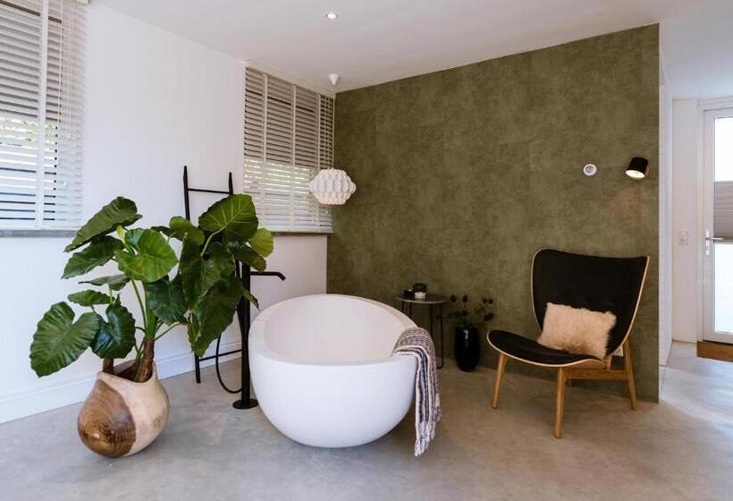 בית מלון כפרי Loftnes