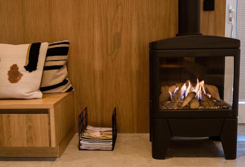 בית מלון כפרי Loftnes