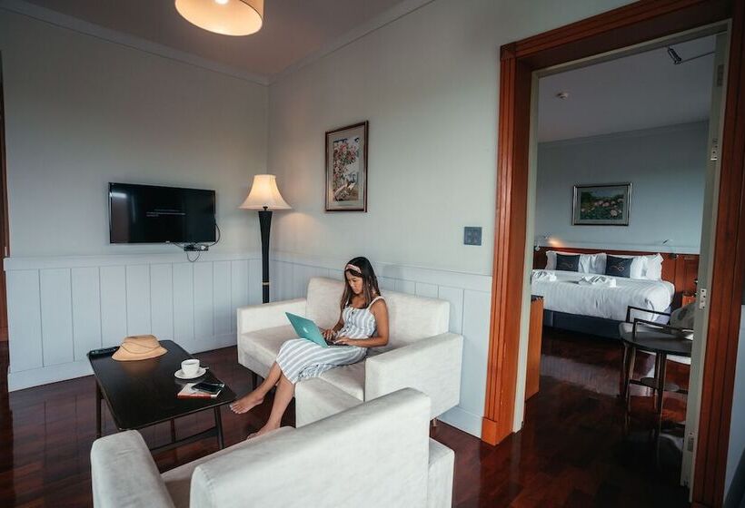 Plakan Resort