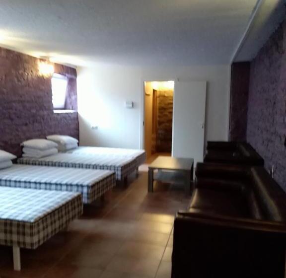 Hostel31