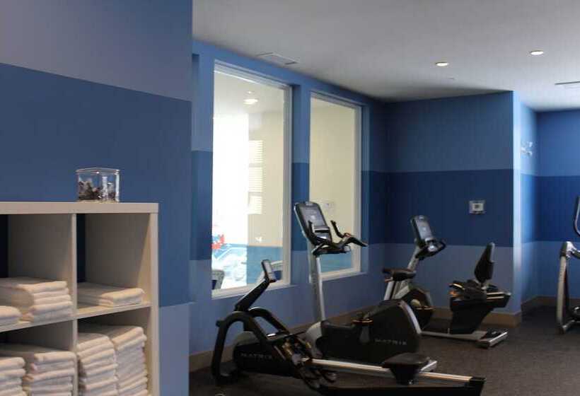 ホテル Four Points By Sheraton Edmonton West