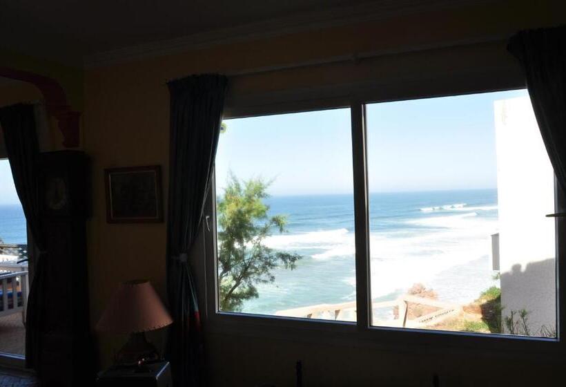 تختخواب و صبحانه Sallys