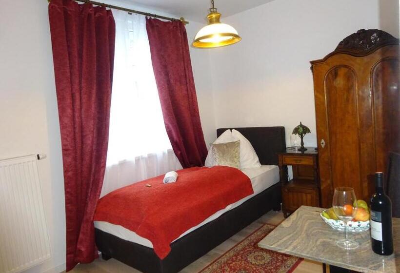 צימר Widhof   Check In Im Hotel Nibelungenhof
