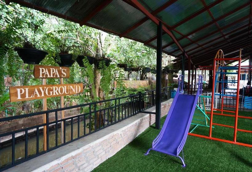 استراحتگاه Papa's Garden