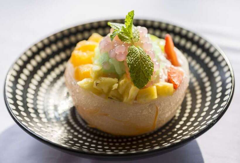 استراحتگاه Pinkcoco Gili Air   Constant Surprises & For Cool Adults Only