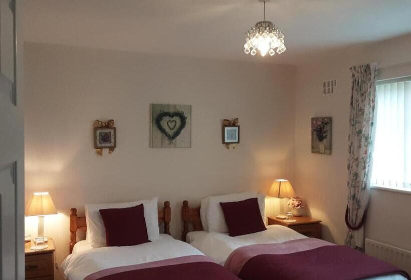 مبيت وإفطار Hawthorn Lodge