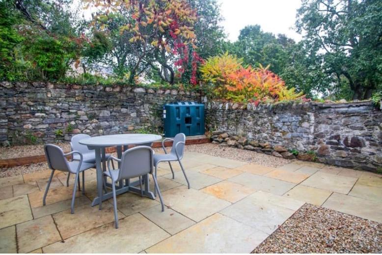 مبيت وإفطار Meath Arms Country Inn