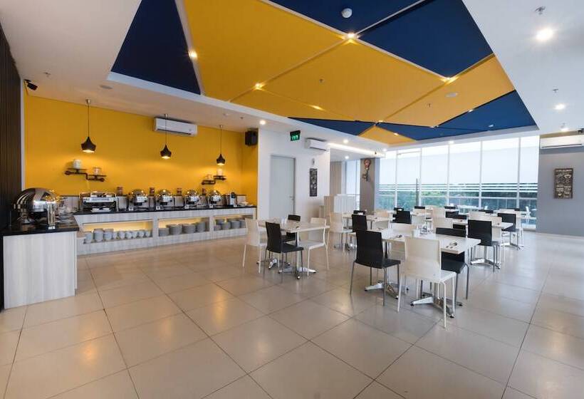 هتل 88 Bekasi By Wh