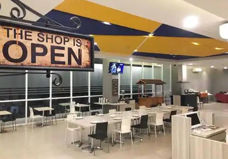 هتل 88 Bekasi By Wh